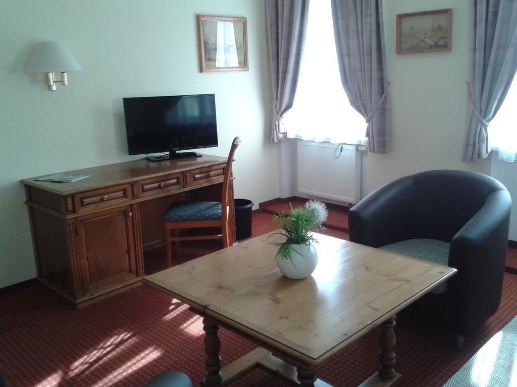 Garni-Hotel Zum Alten Ratskeller Vetschau Quarto foto