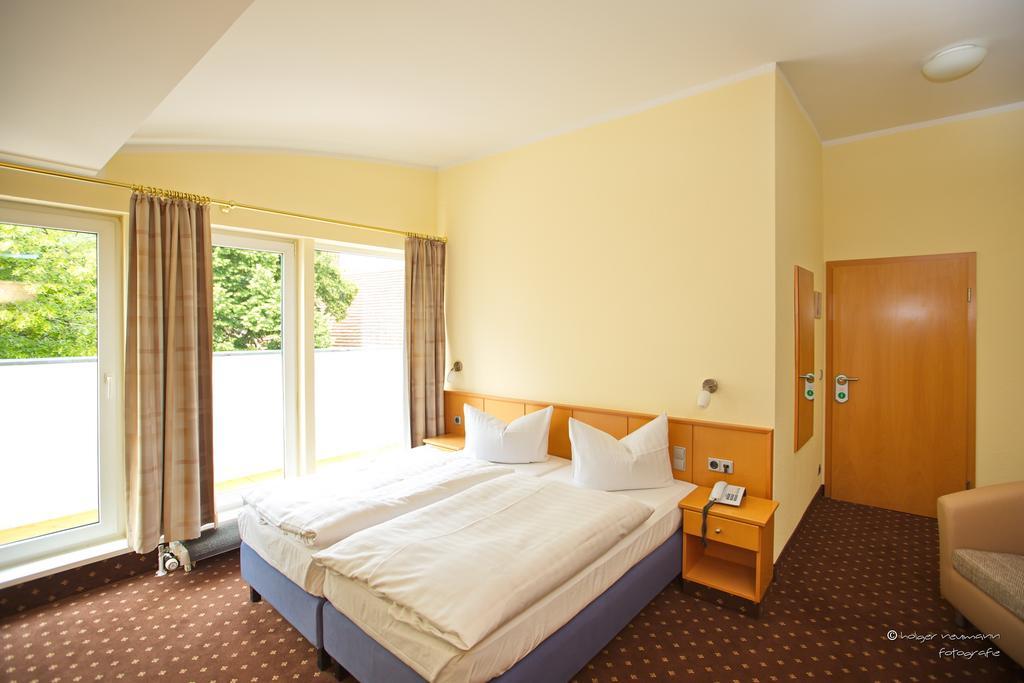 Garni-Hotel Zum Alten Ratskeller Vetschau Quarto foto